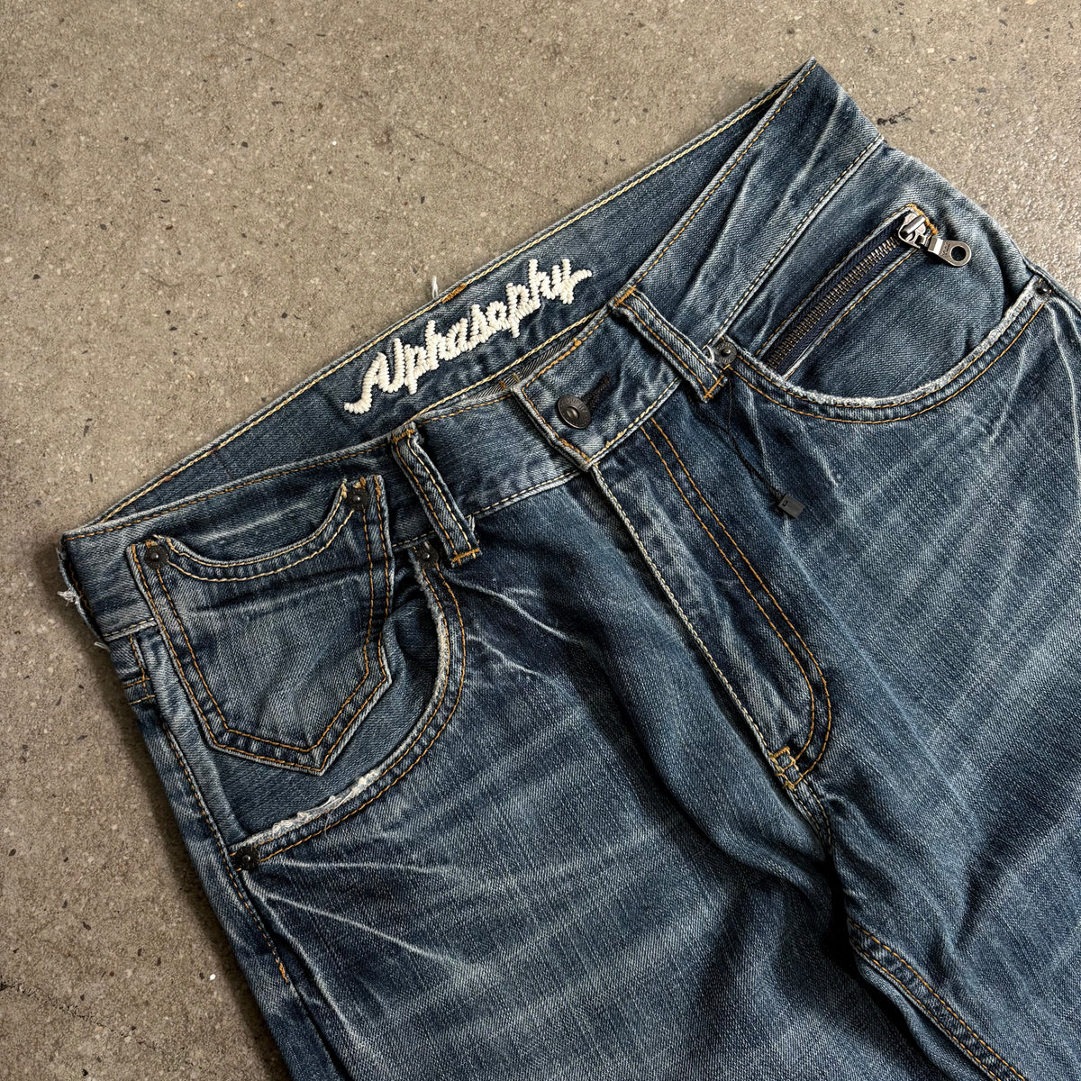 Alphasophy Straight Cuts - 32x32