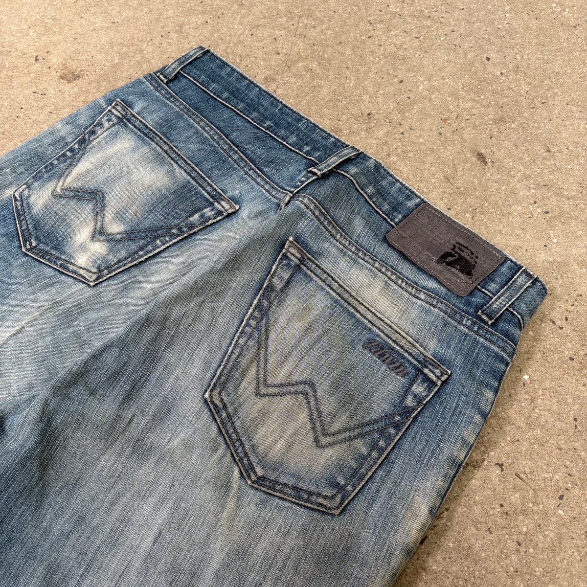 Edwin Premium Straight Cuts - 32x29