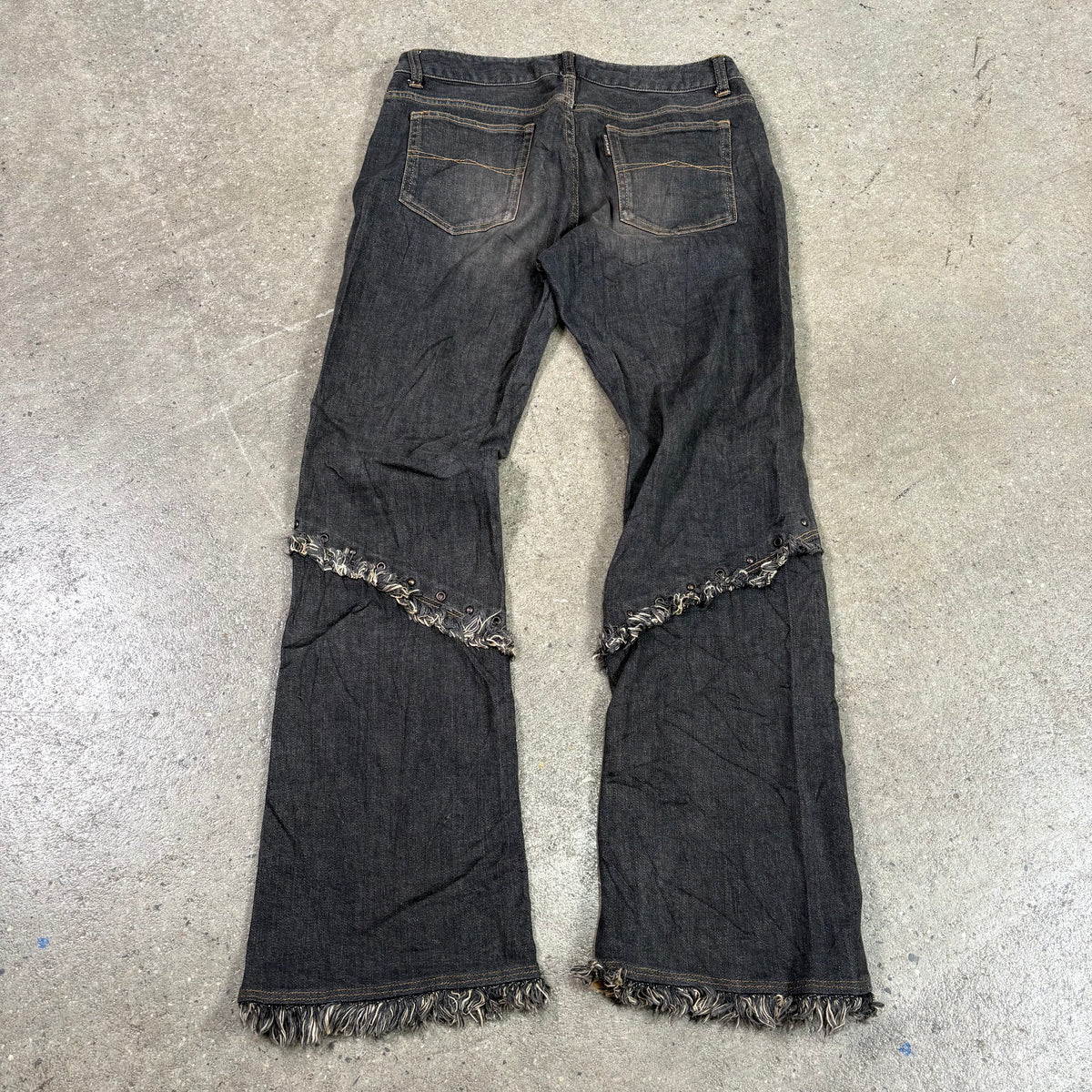 Elle Planete Flares (Japanese) - 30x30