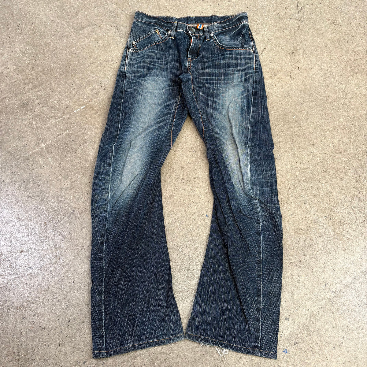 Edwin XV Function Straight Cuts (Japanese) 31x32