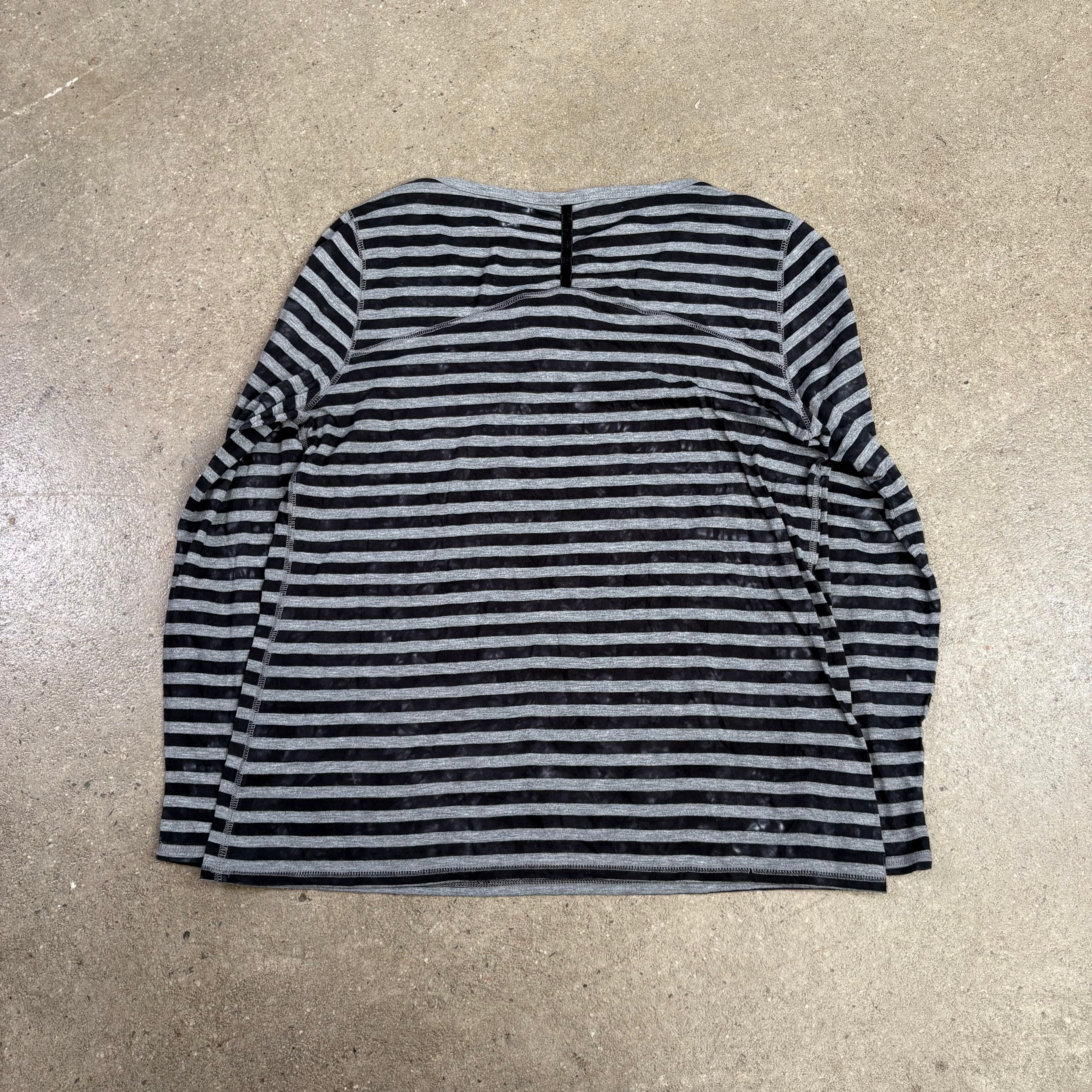 90's St. John's Bay Longsleeve